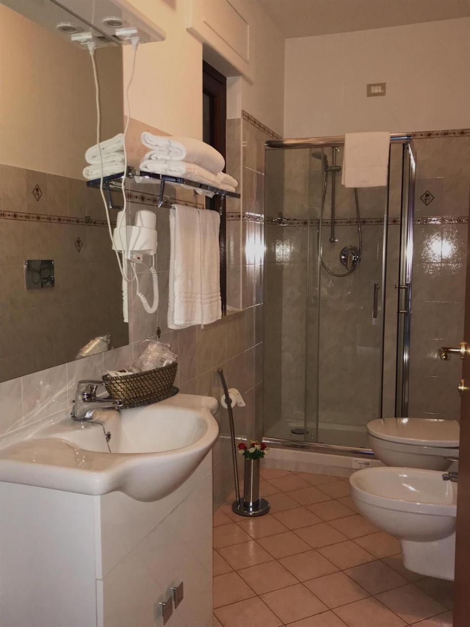 Hotel Opera' Moscufo Kültér fotó