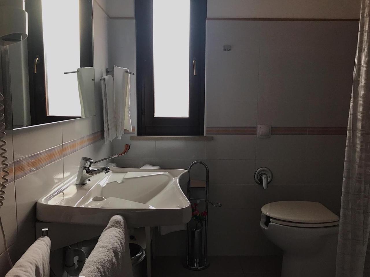 Hotel Opera' Moscufo Kültér fotó