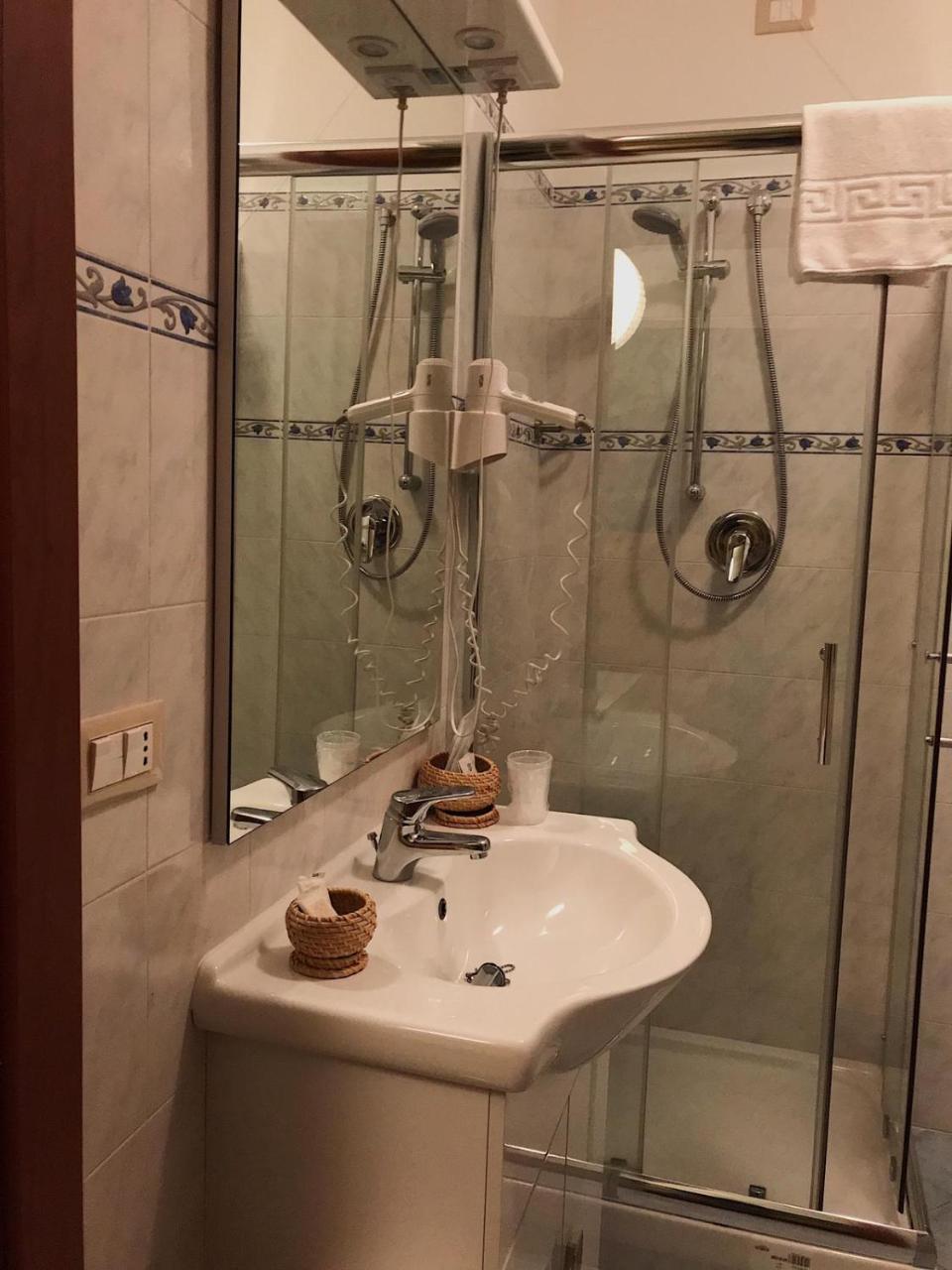 Hotel Opera' Moscufo Kültér fotó